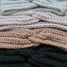 Load image into Gallery viewer, "ONYX" TWIST KNOT CROCHET HEADBAND