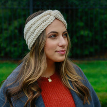 Load image into Gallery viewer, "OAT" TWIST KNOT CROCHET HEADBAND