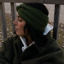 Load image into Gallery viewer, "OLIVE" TWIST KNOT CROCHET HEADBAND