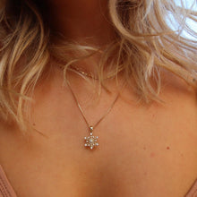 Load image into Gallery viewer, 10K GOLD SNOWFLAKE NECKLACE - ADJUSTABLE
